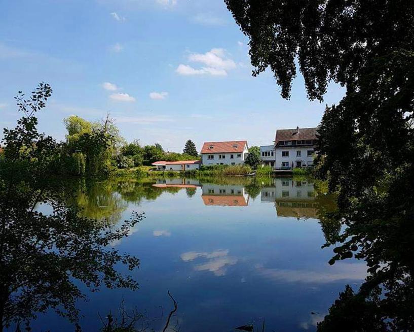Ferienwohnung Karlsruhe Exteriör bild