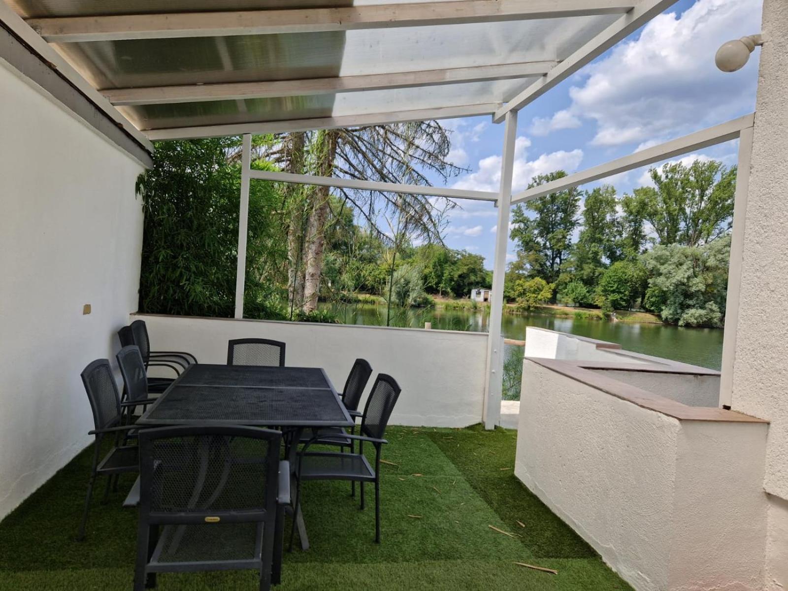Ferienwohnung Karlsruhe Exteriör bild